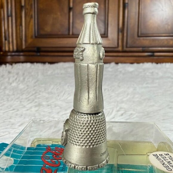NWOT Vintage 1995 Coca-Cola Genuine Pewter Coke Bottle Thimble - Picture 6 of 13